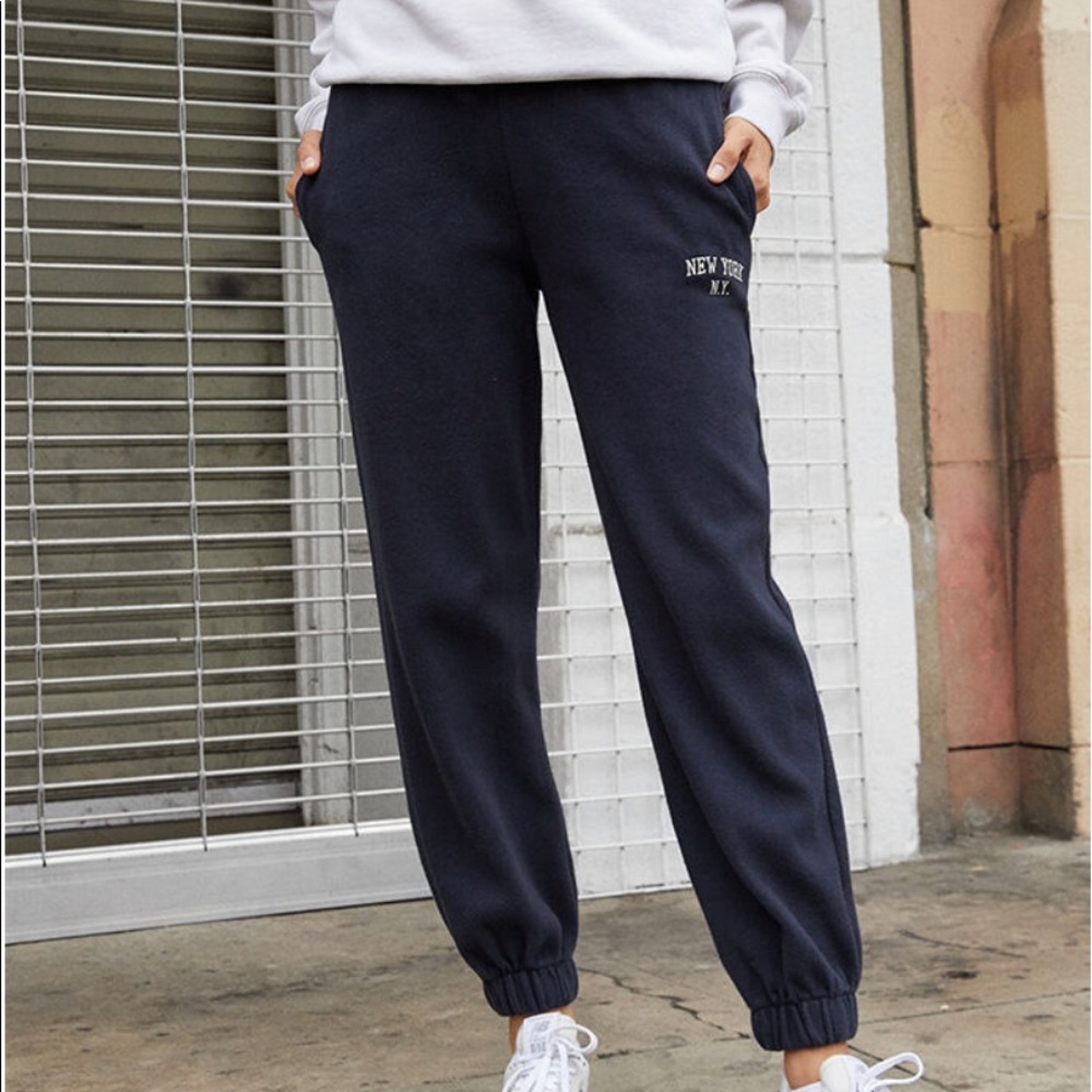 Brandy Melville New York Sweatpants